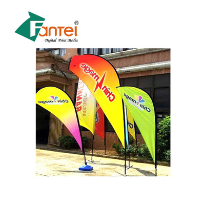 Le polyester Mesh Fabric Dye Sublimation extérieur a personnalisé la bannière de petit pain
